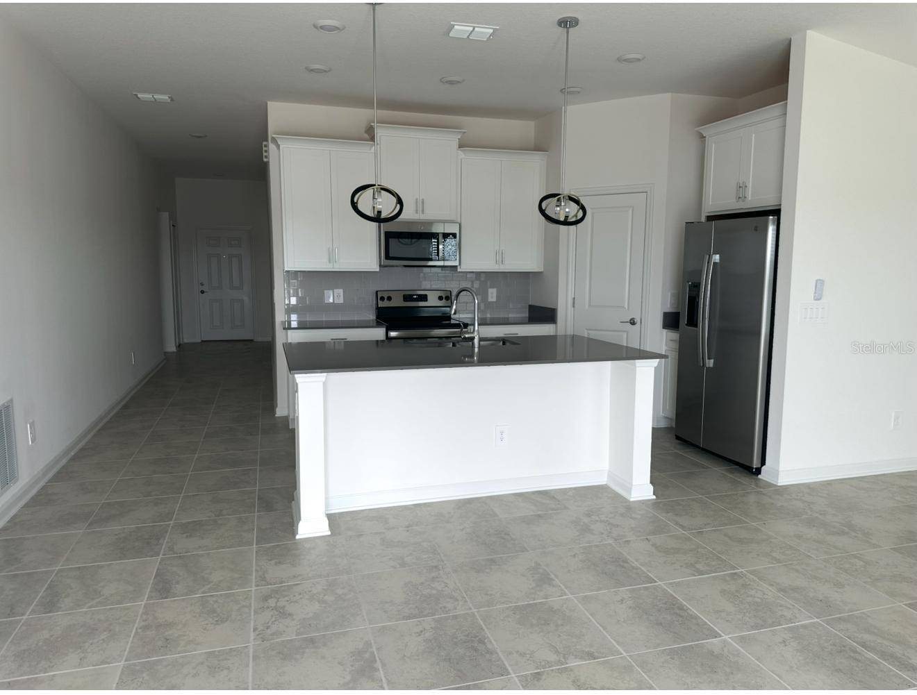 Groveland, FL 34736,798 KAPI DR