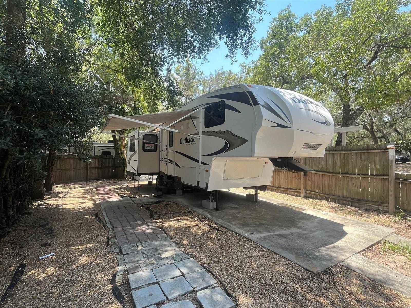 Apopka, FL 32703,3000 CLARCONA RD #554