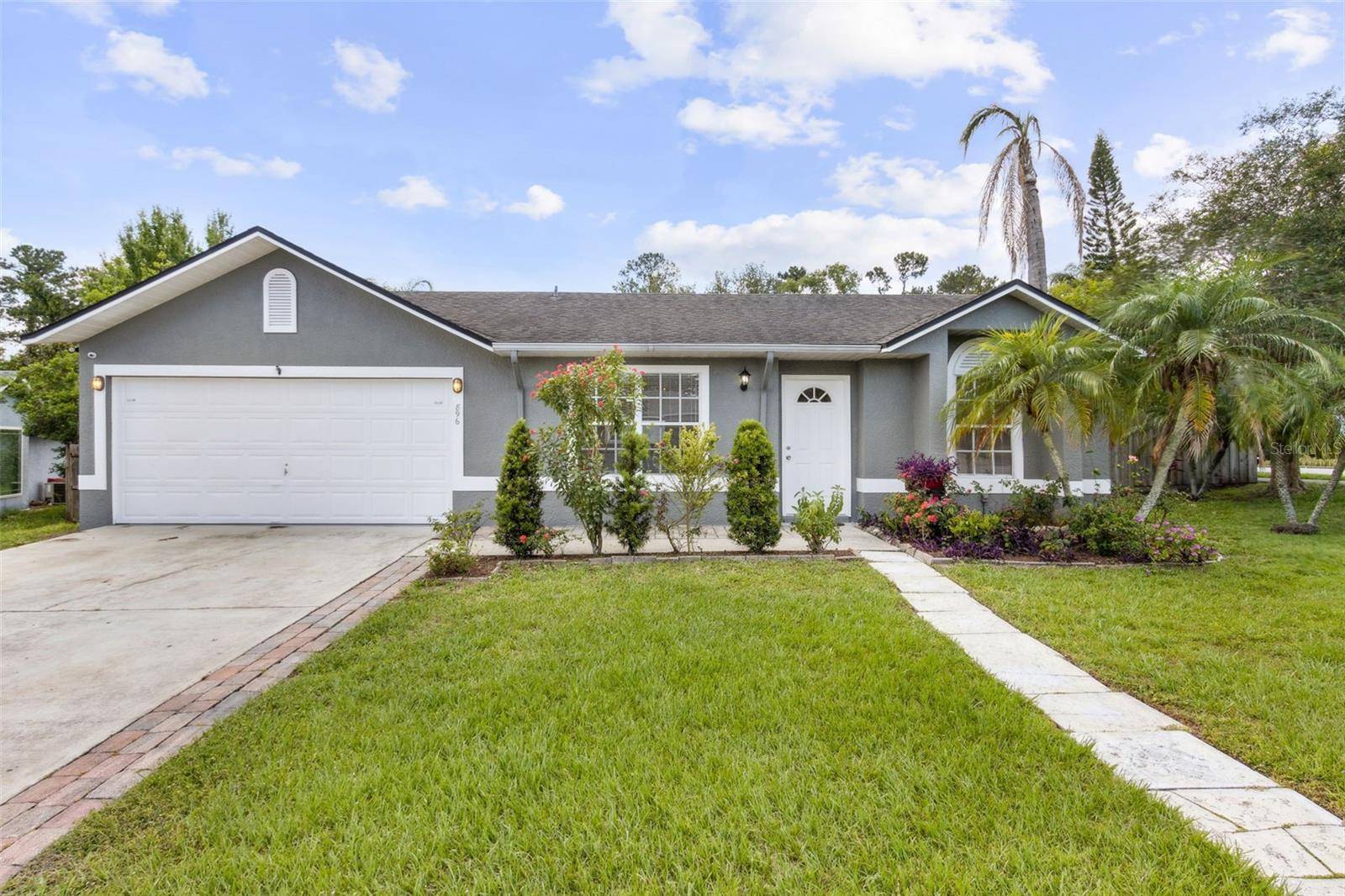 Ocoee, FL 34761,896 SATIN LEAF CIR