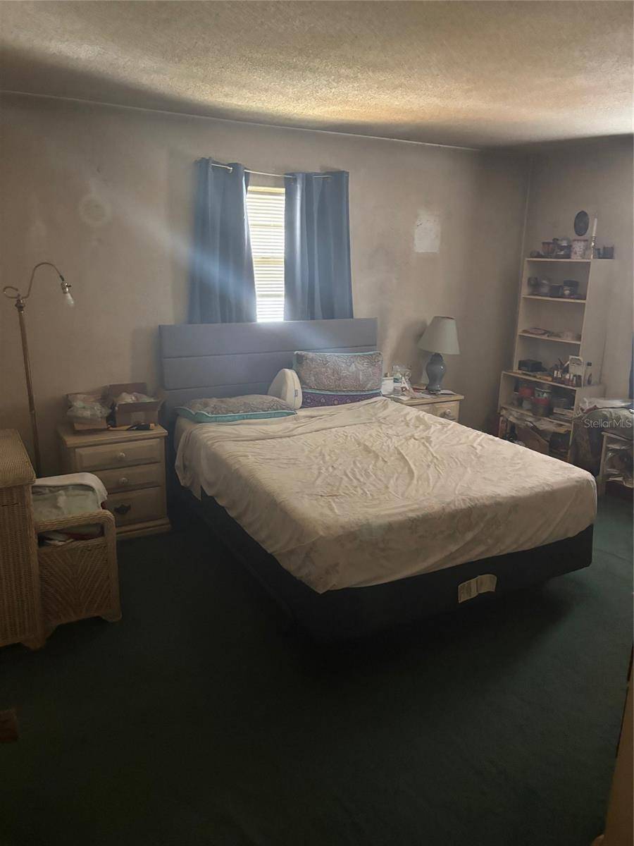 Deltona, FL 32725,977 E NORMANDY BLVD