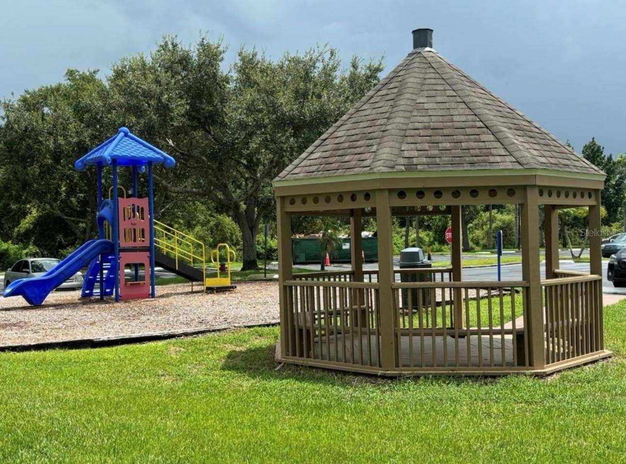 Oviedo, FL 32765,1999 SUMMER CLUB DR #103