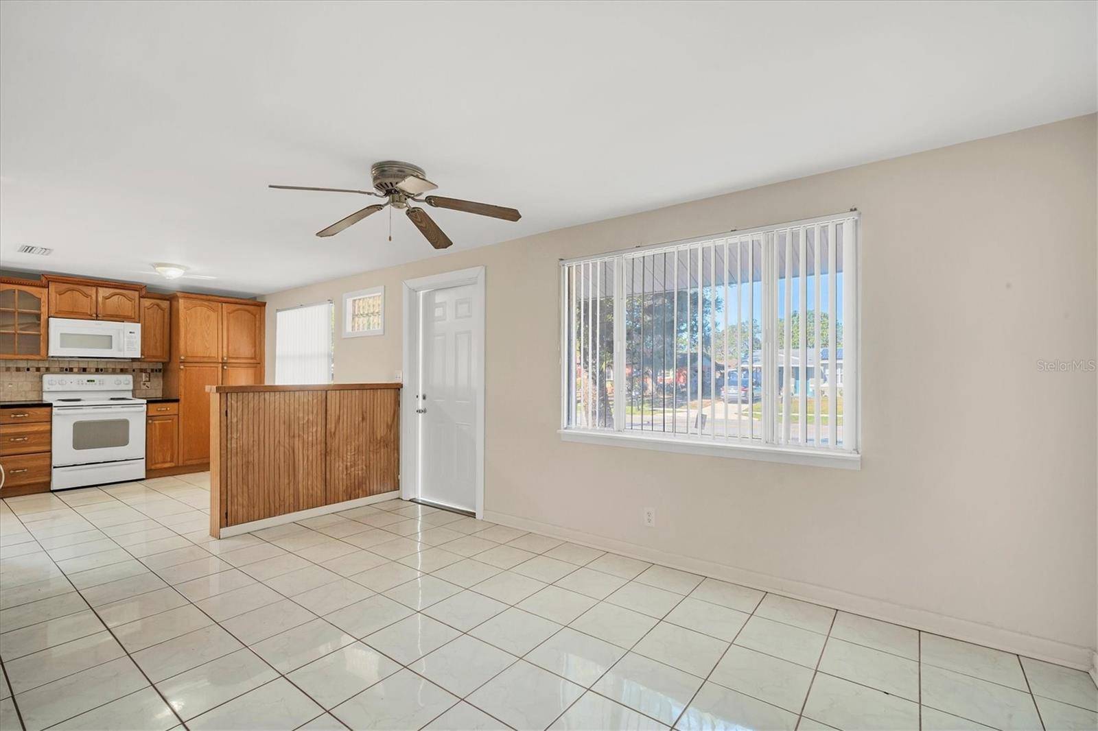 Pinellas Park, FL 33781,6940 82ND AVE N