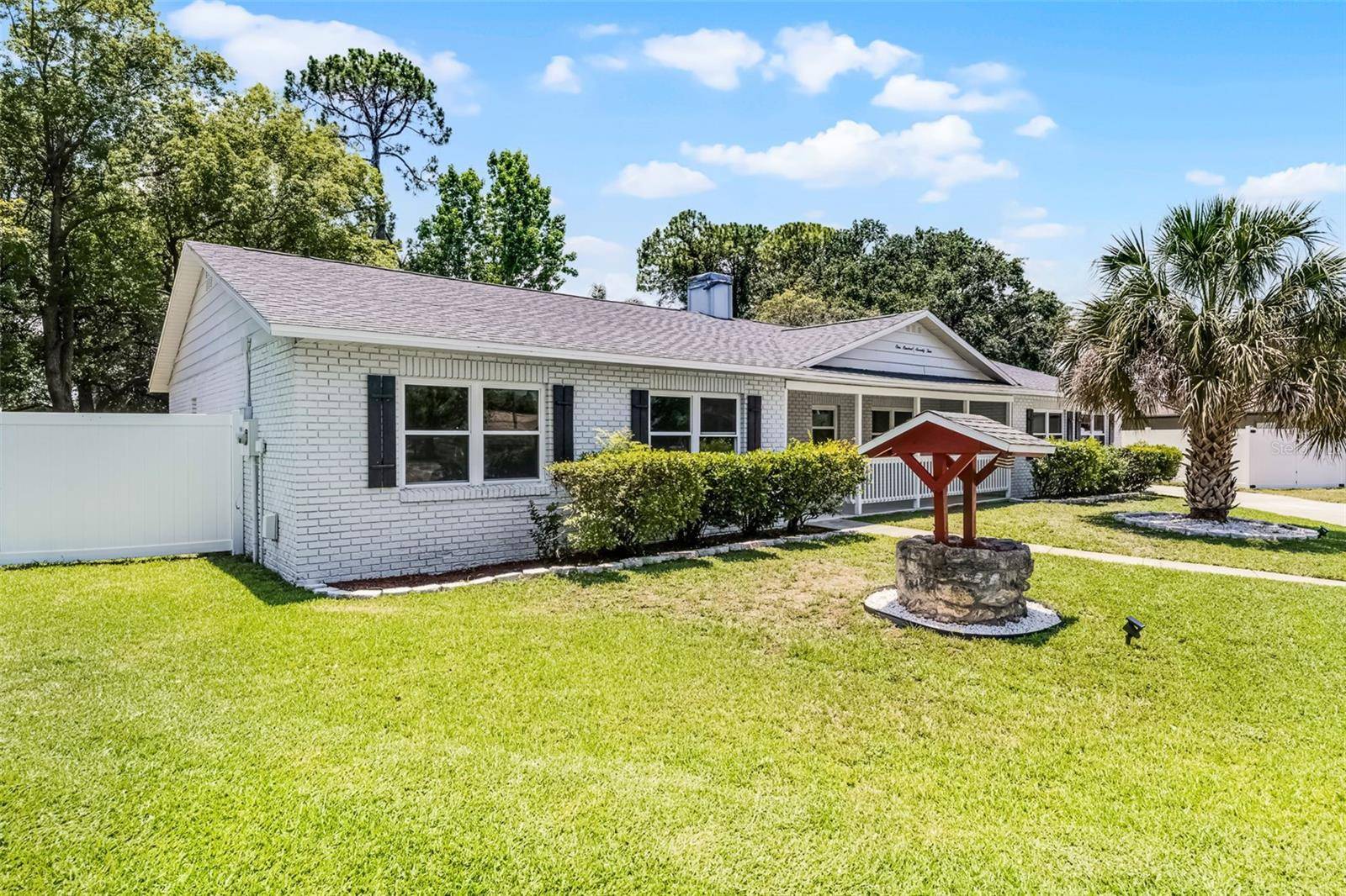 Daytona Beach, FL 32119,174 PINE GROVE CT