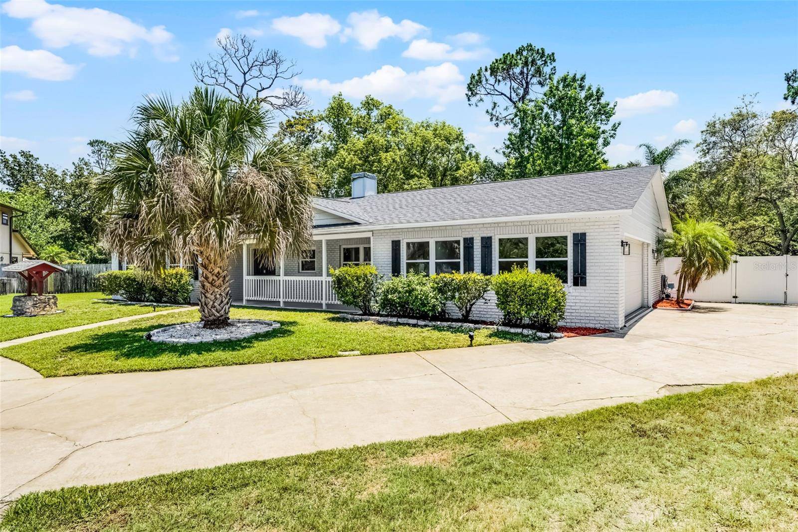 Daytona Beach, FL 32119,174 PINE GROVE CT