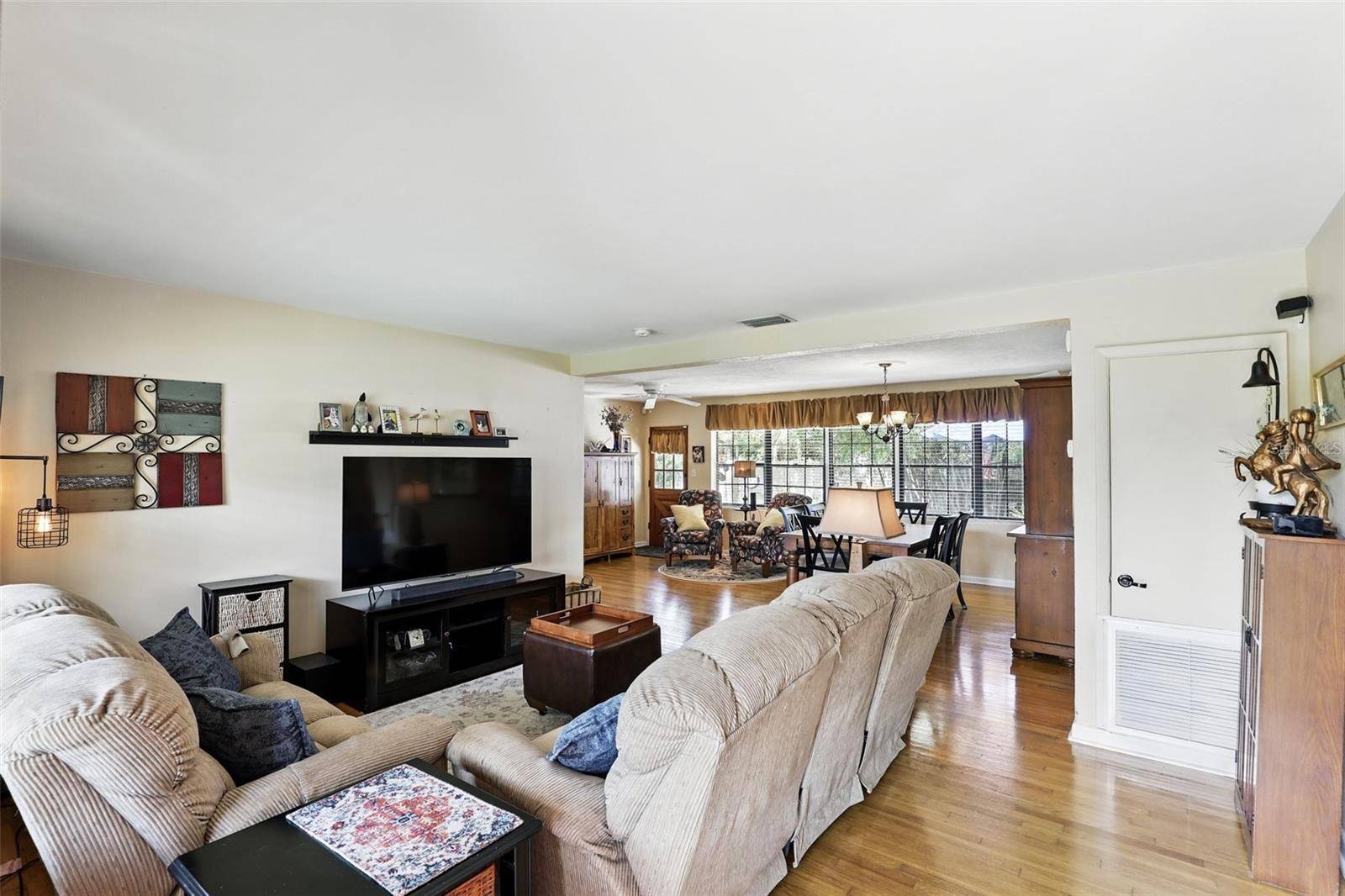 Winter Park, FL 32792,619 BYRON RD