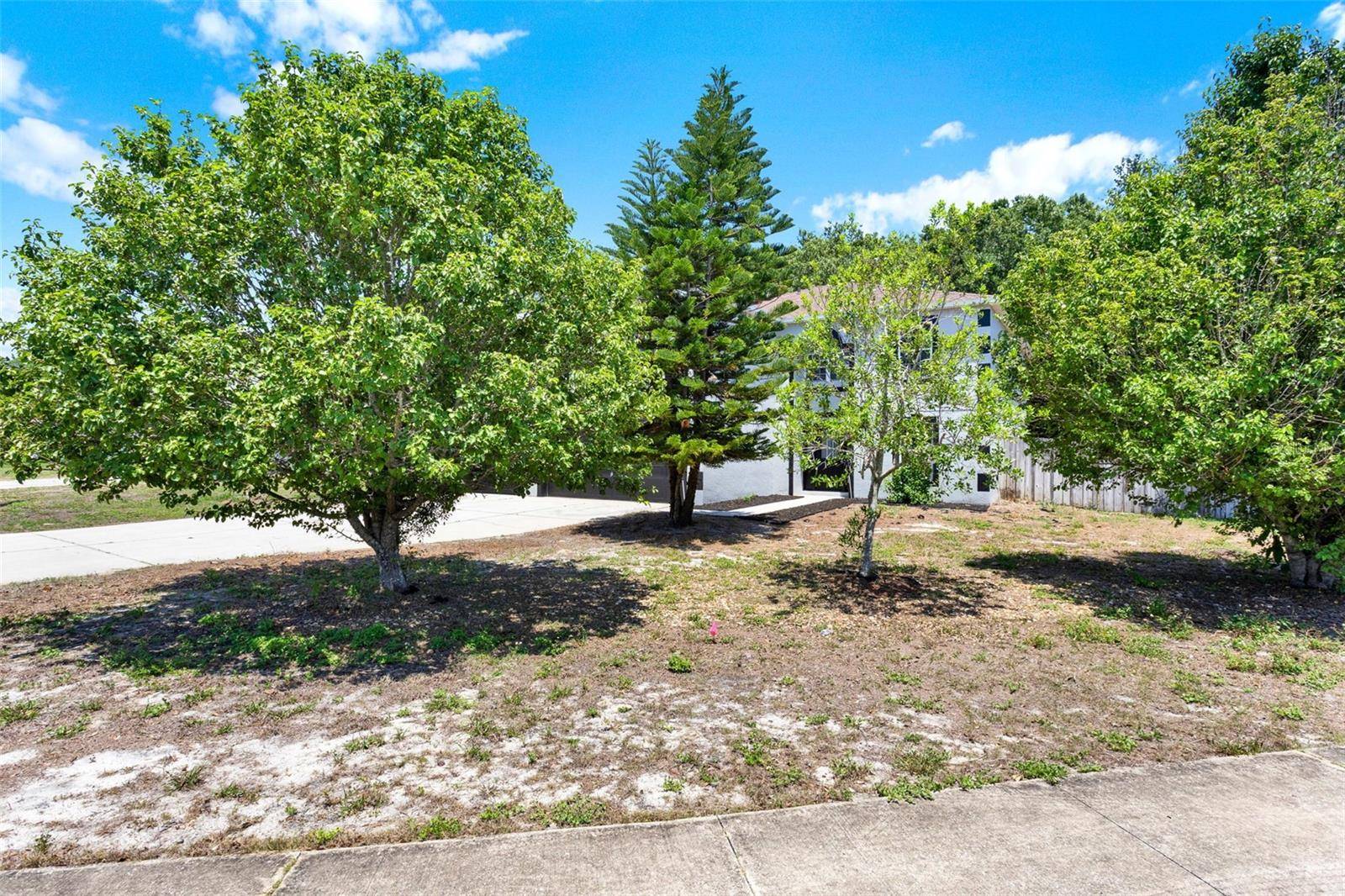 Fruitland Park, FL 34731,809 DEER GLEN CT
