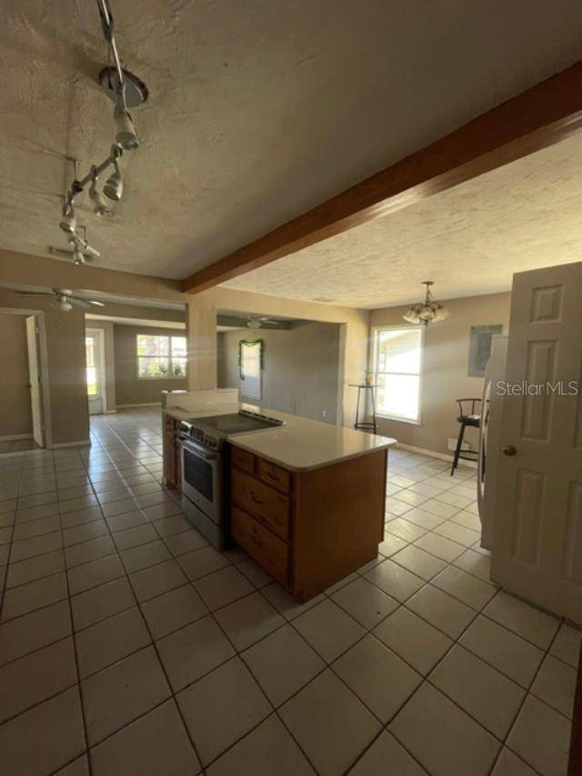 Sarasota, FL 34232,721 HANCOCK AVE