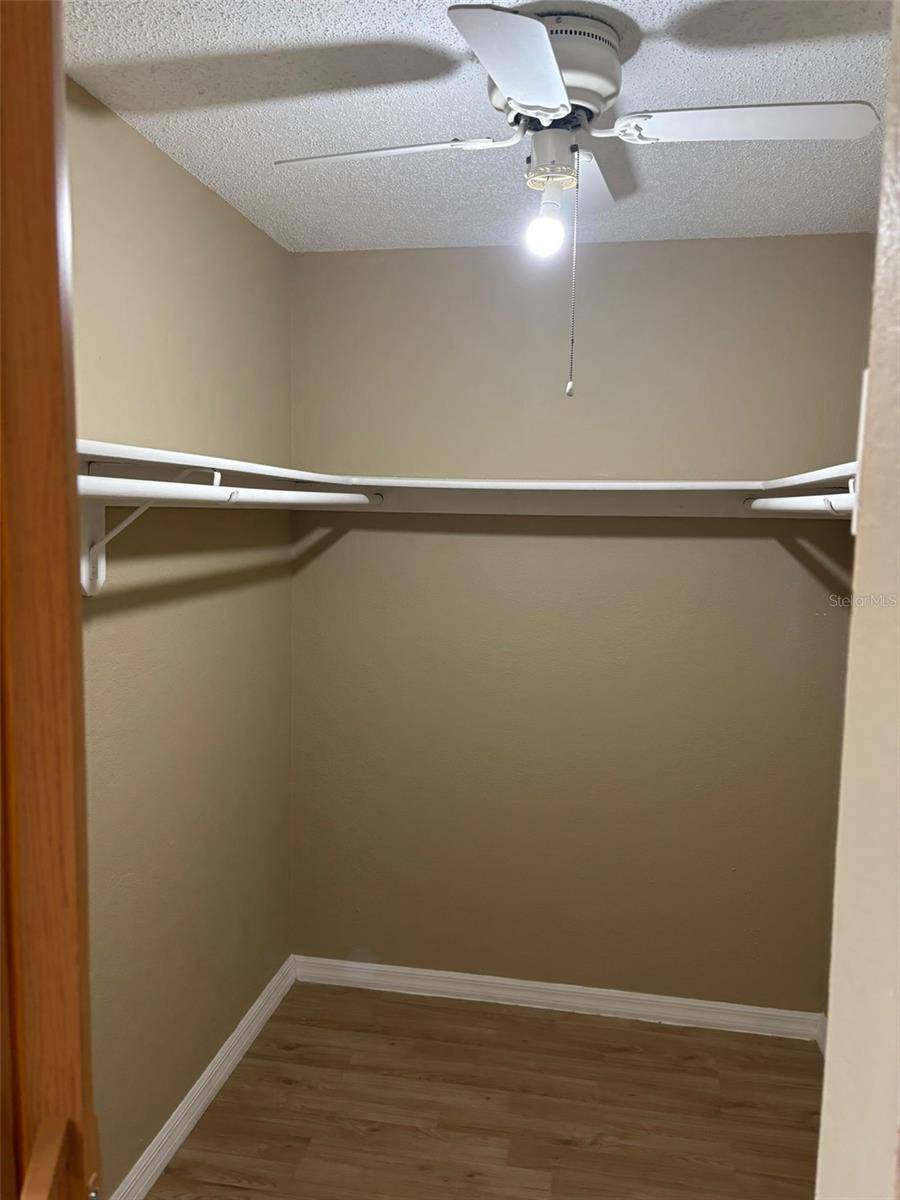 Orlando, FL 32810,4154 PLANTATION COVE DR #408