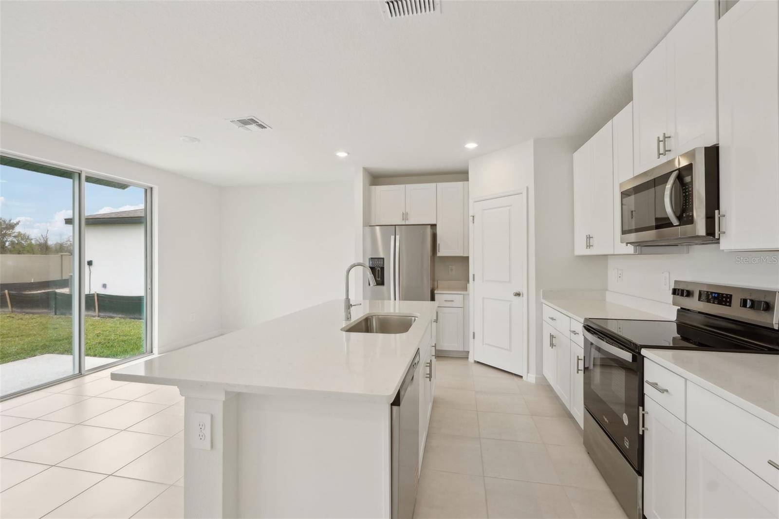 Zephyrhills, FL 33541,1855 BREKEY WAY