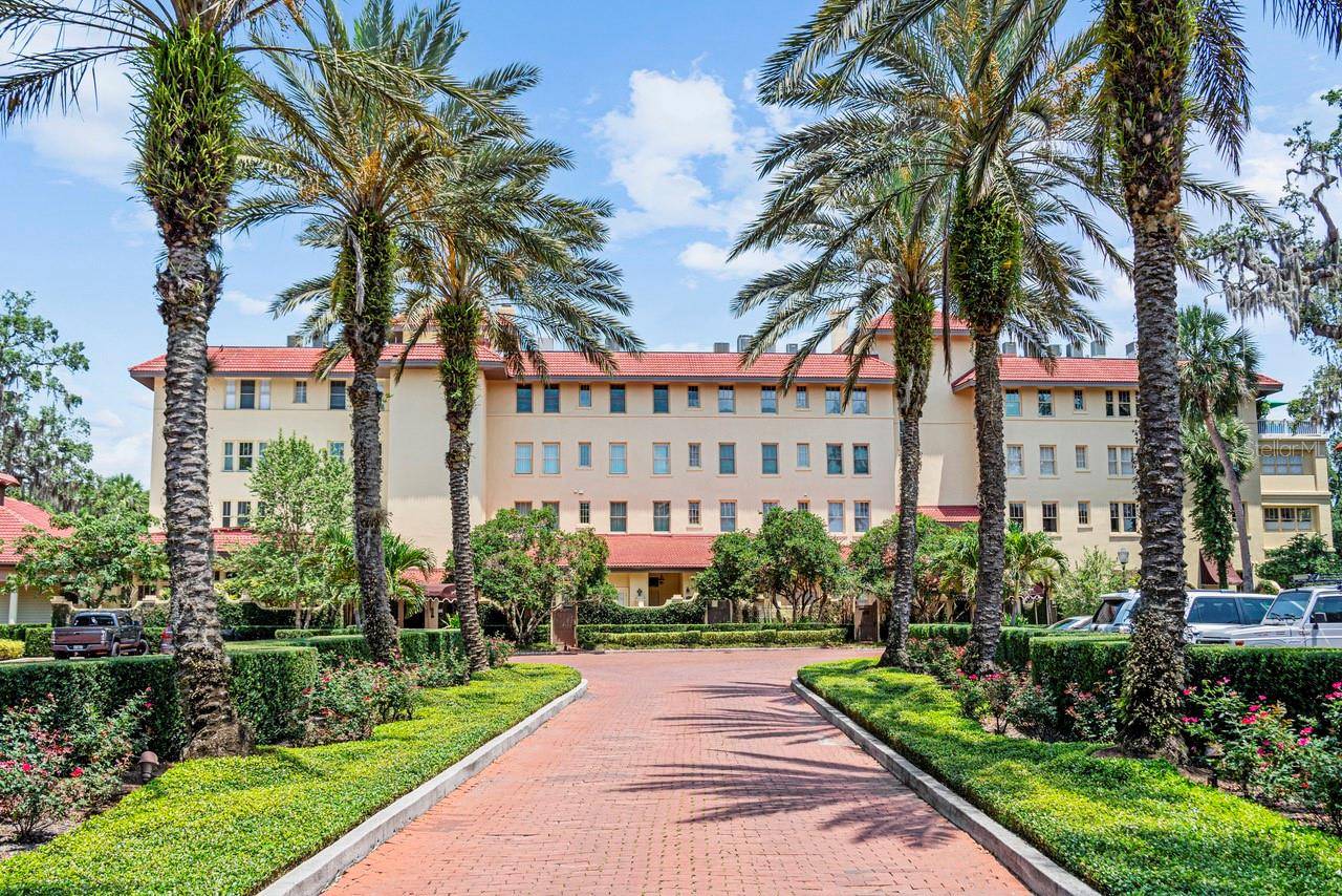 Winter Park, FL 32789,1602 ALABAMA DR #PH404