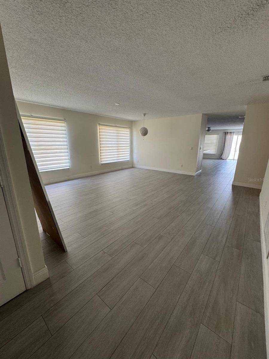 Orlando, FL 32828,913 BATTERY POINTE DR