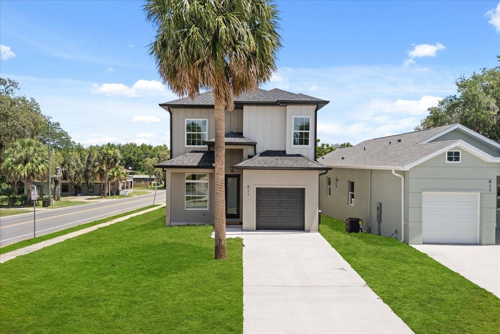 Eustis, FL 32726,811 E MCDONALD AVE