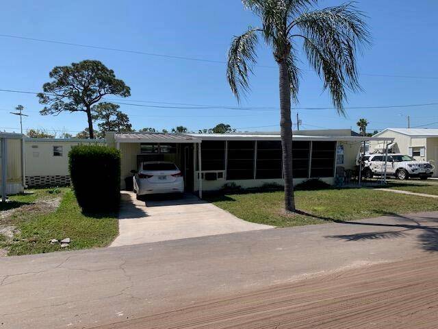 Largo, FL 33778,12766 SEMINOLE BLVD #61