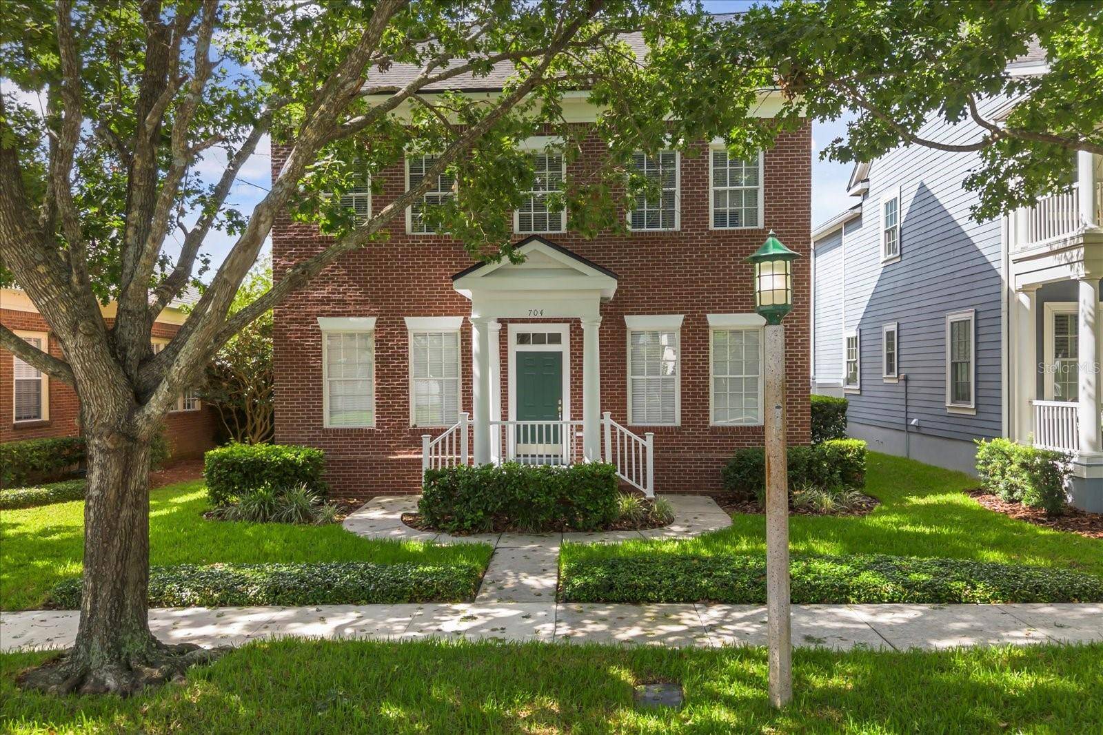 Kissimmee, FL 34747,704 HONEYSUCKLE AVE