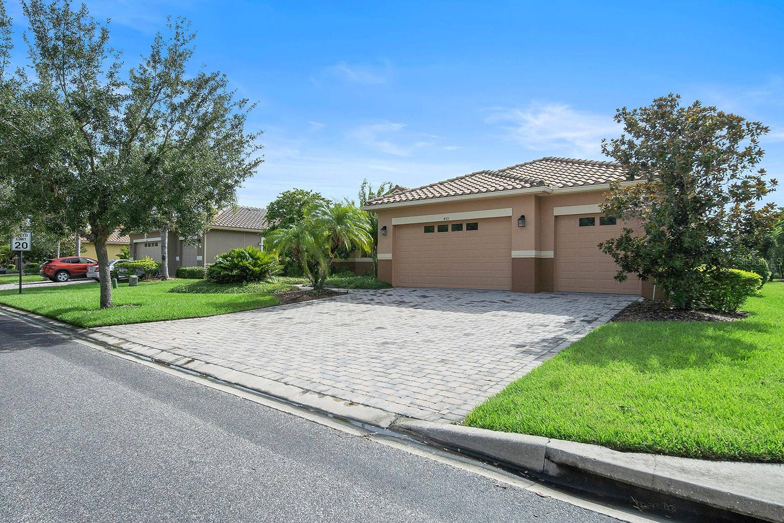 Kissimmee, FL 34759,453 SORRENTO RD