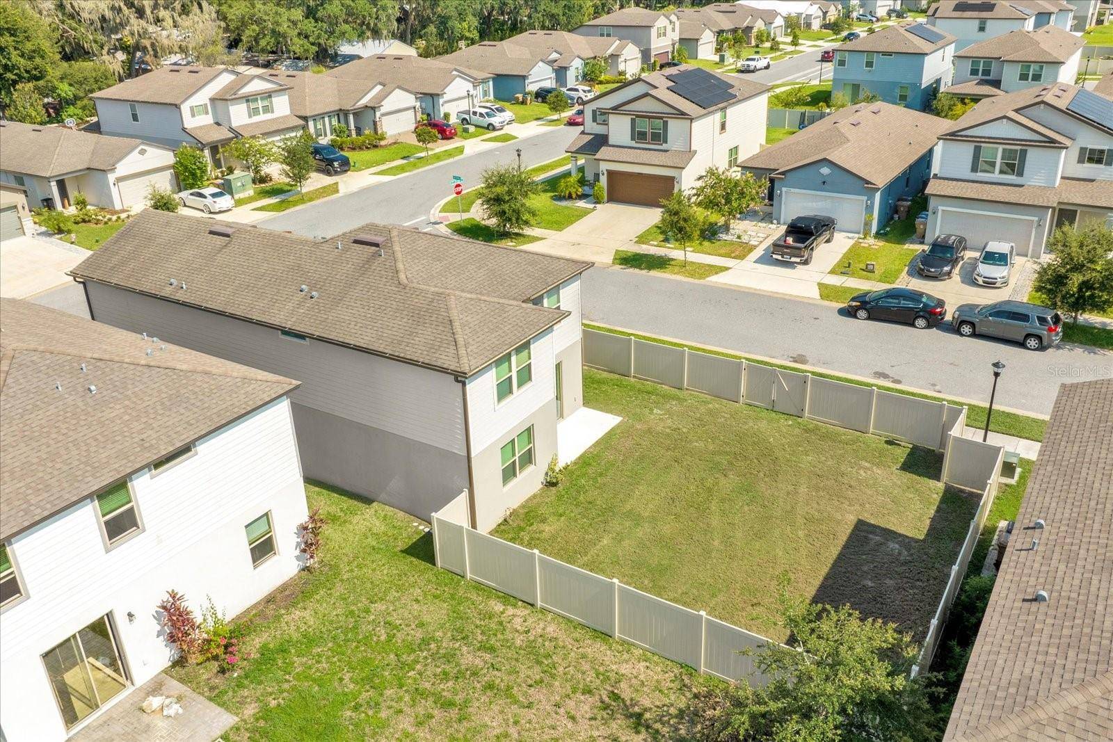 Kissimmee, FL 34744,2742 RED HORSE DR