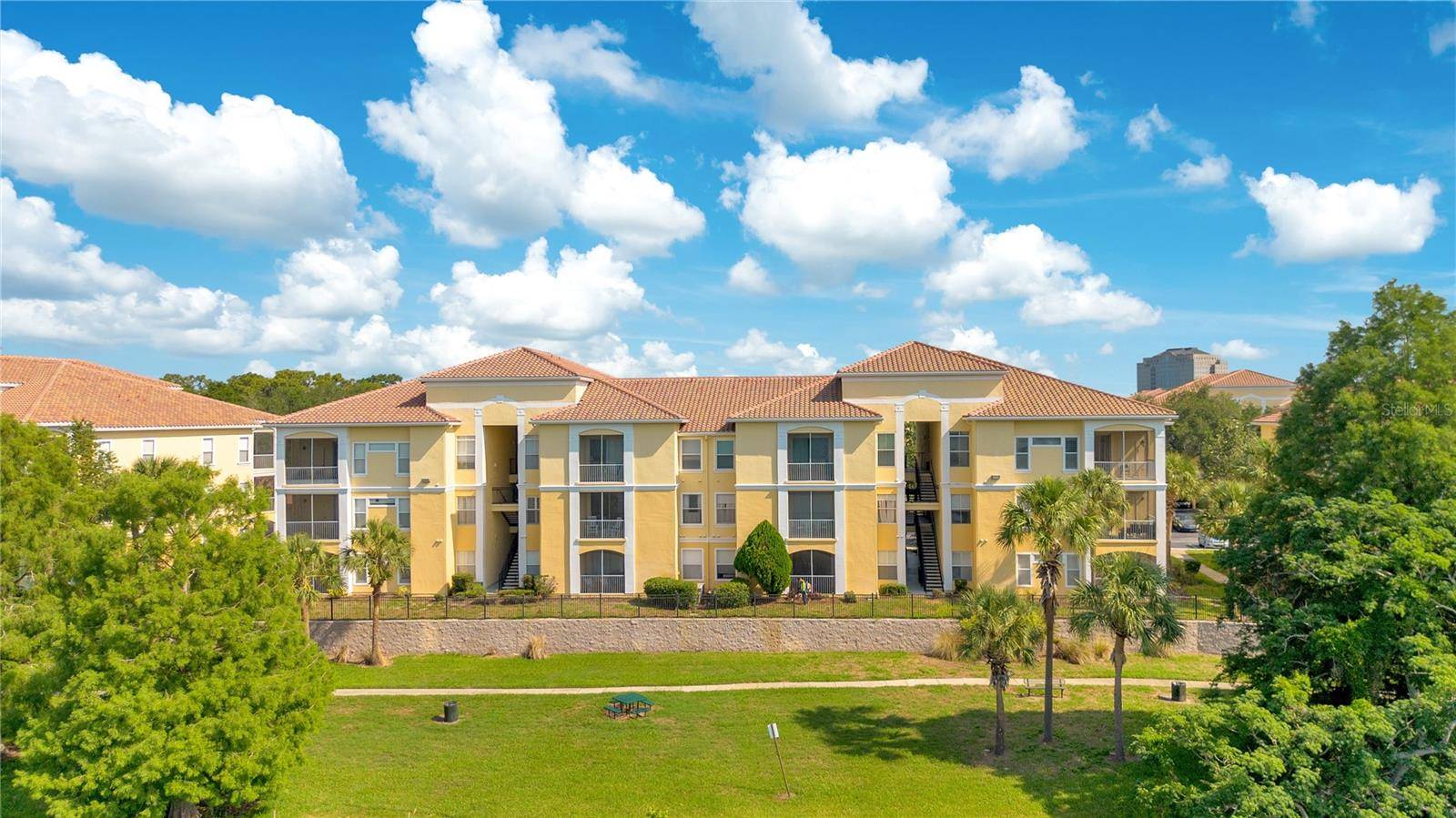 Maitland, FL 32751,1440 LAKE SHADOW CIR #8302