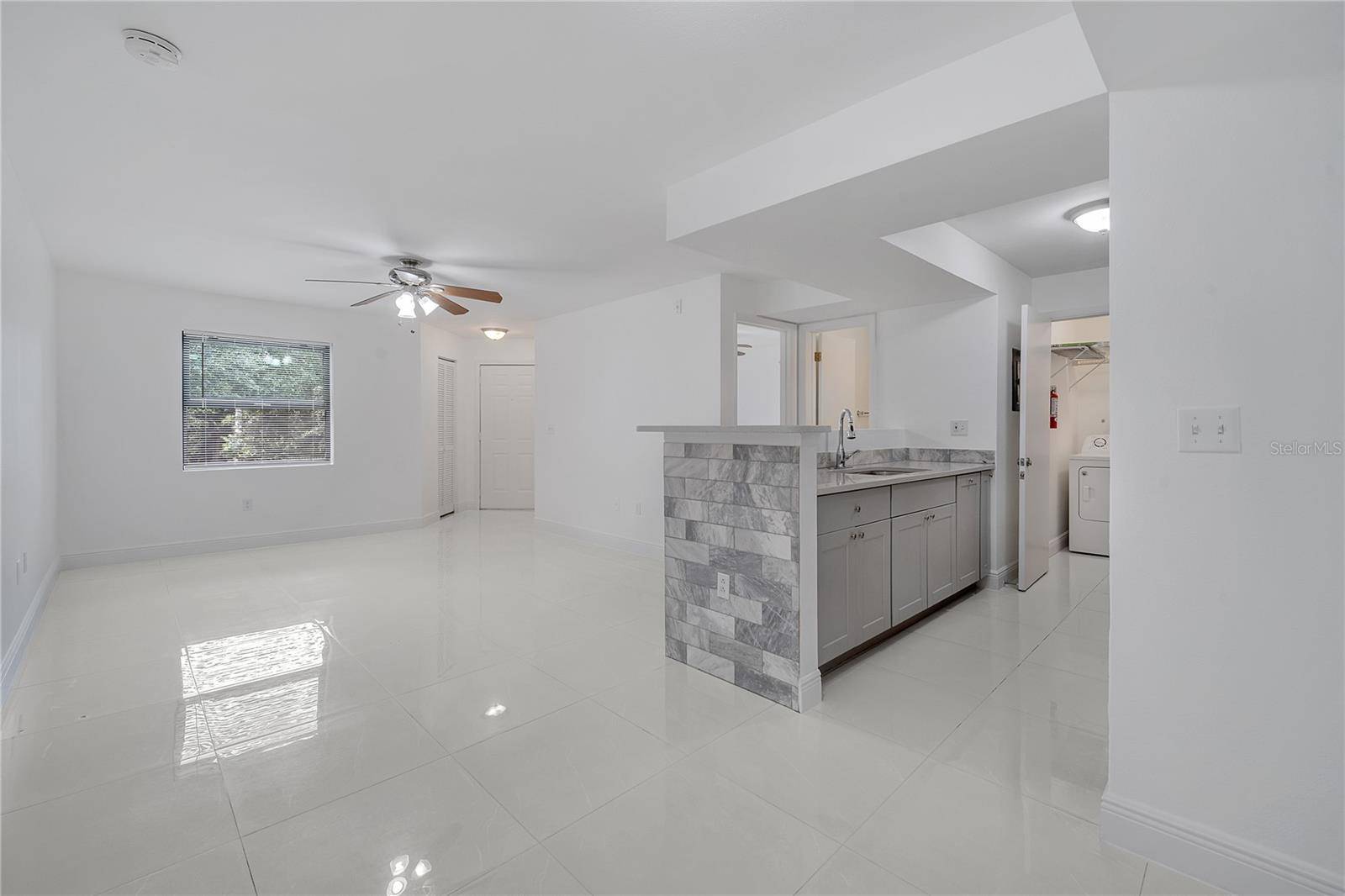 Kissimmee, FL 34747,3036 PARKWAY BLVD #207