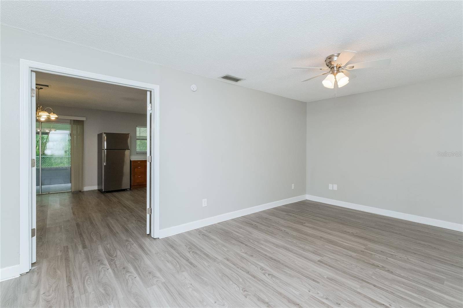 Seffner, FL 33584,2304 LEONARD DR