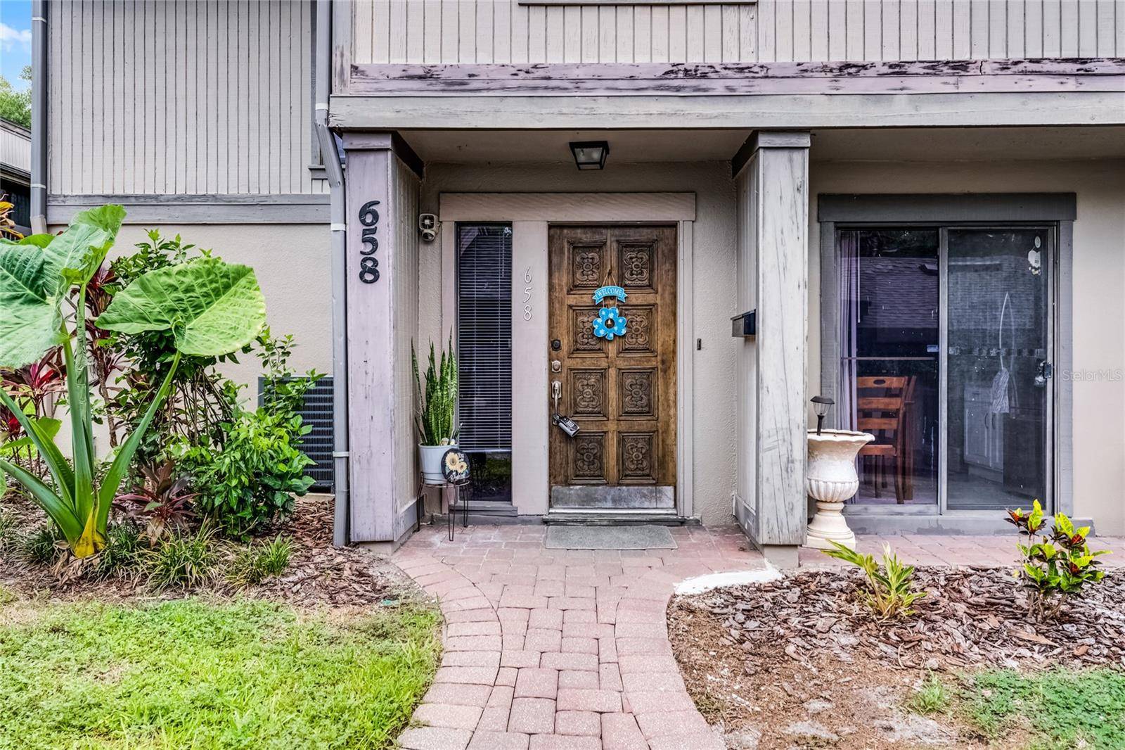 Altamonte Springs, FL 32701,658 LAKE VILLAS DR #658