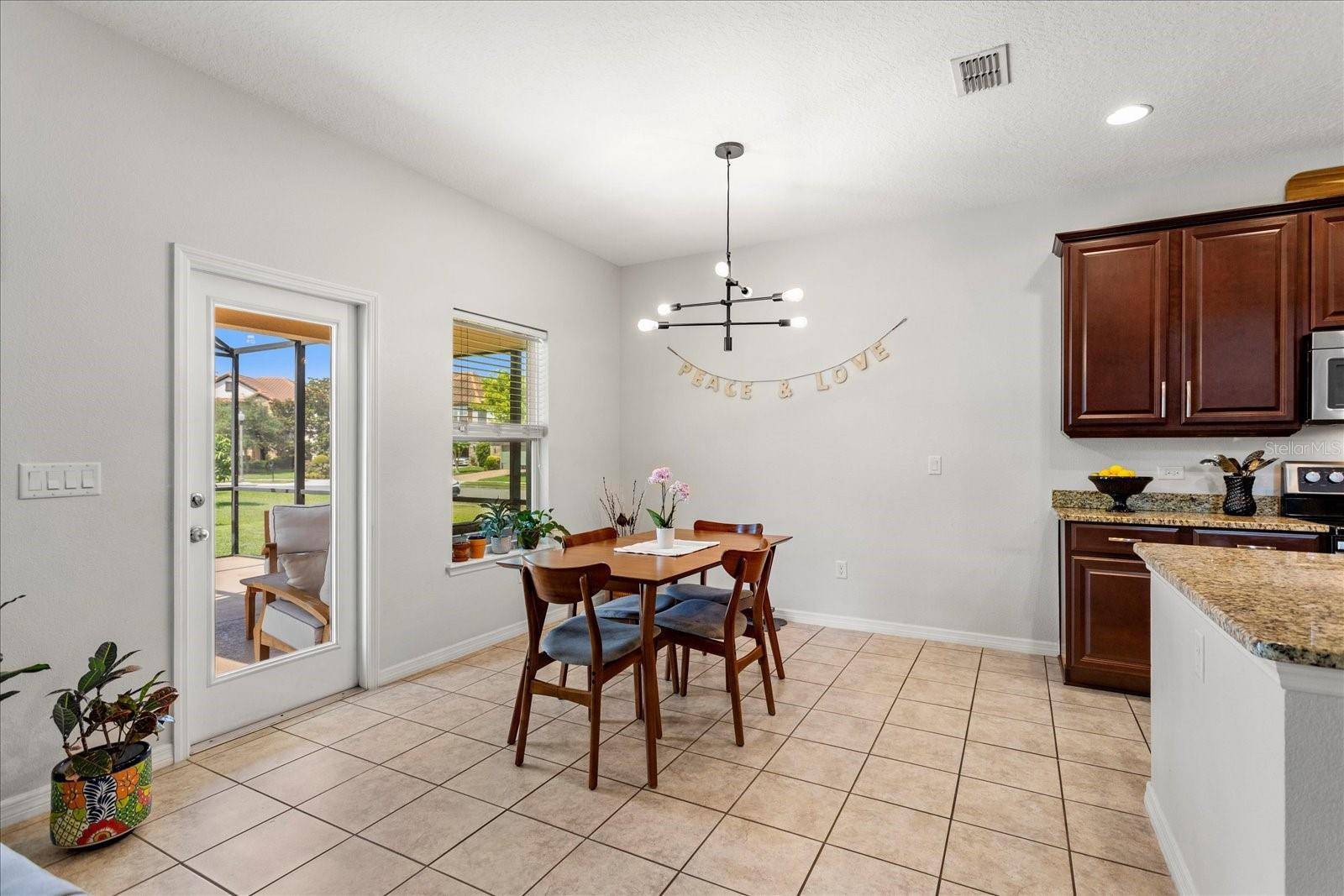 Winter Garden, FL 34787,15058 SAWGRASS BLUFF DR