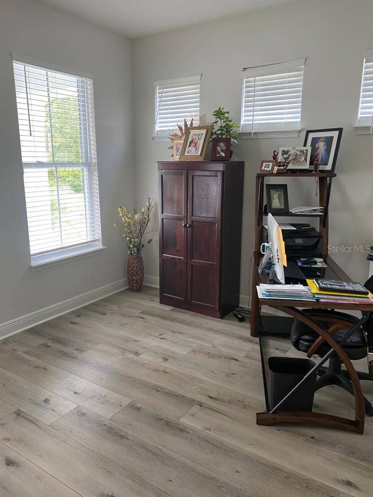 Windermere, FL 34786,7561 COLBURY AVE