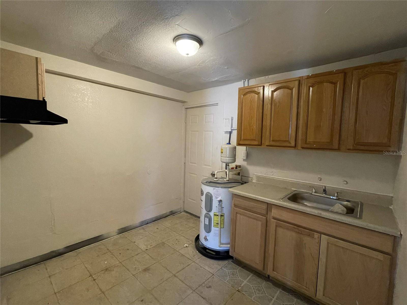 Lake Wales, FL 33853,117 WASHINGTON