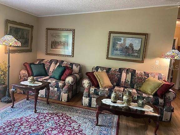 Tavares, FL 32778,2808 MANATEE RD