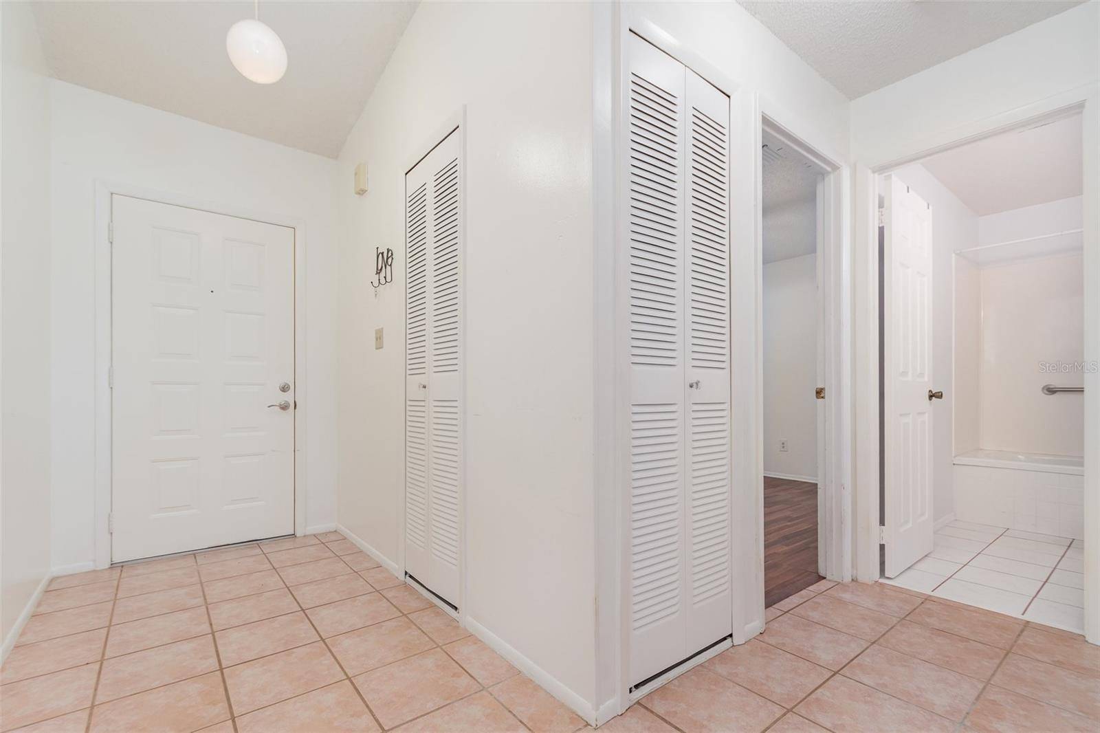Sanford, FL 32773,106 WATER OAK DR