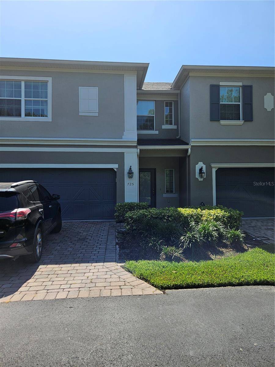 Oviedo, FL 32765,725 EVENING SKY DR