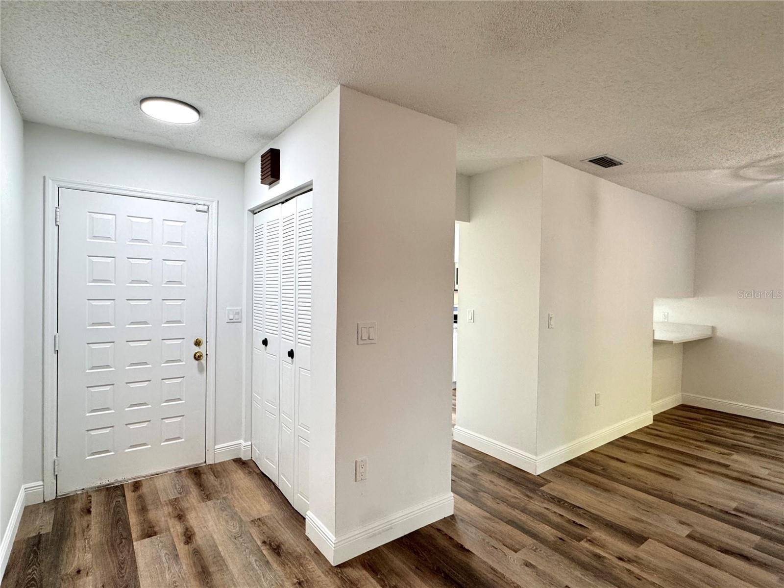 Kissimmee, FL 34758,406 HUNTER CIR