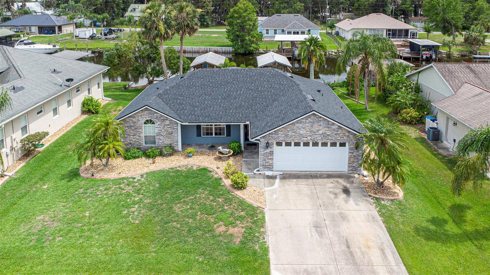 Astor, FL 32102,1639 YELLOW BRICK RD