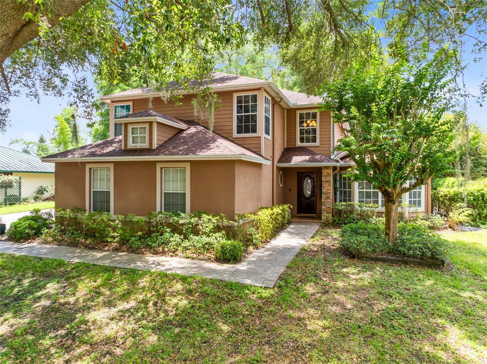 Altamonte Springs, FL 32701,556 LAKE AVE