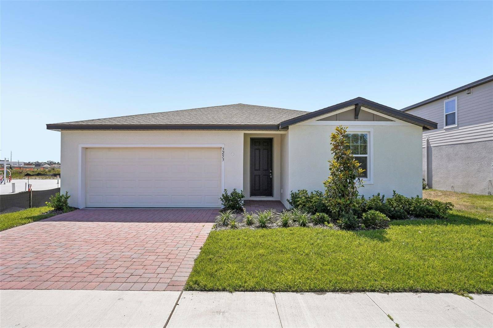 Poinciana, FL 34759,3253 VICEROY CT