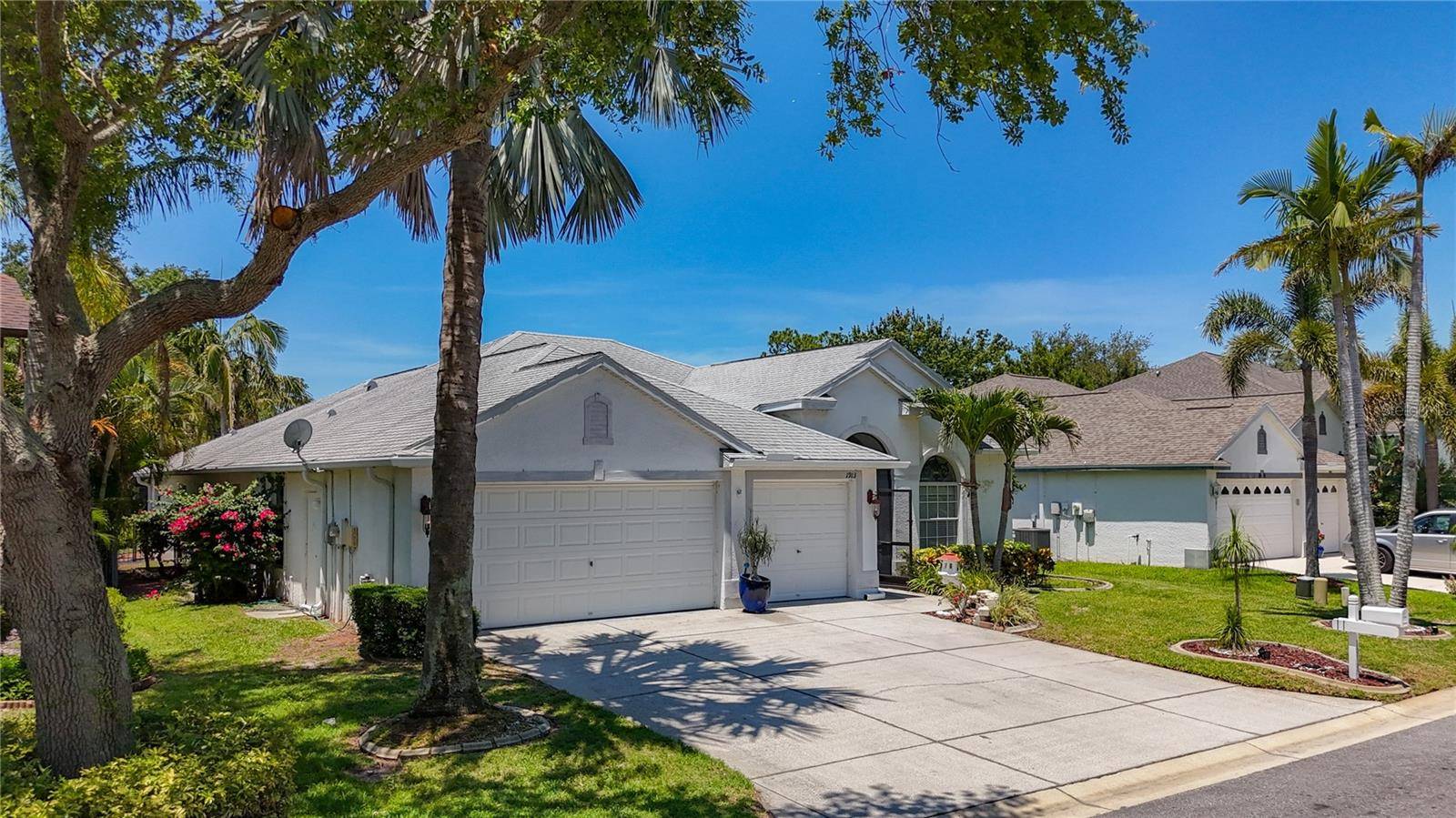 Holiday, FL 34691,1913 BLUE RIVER RD