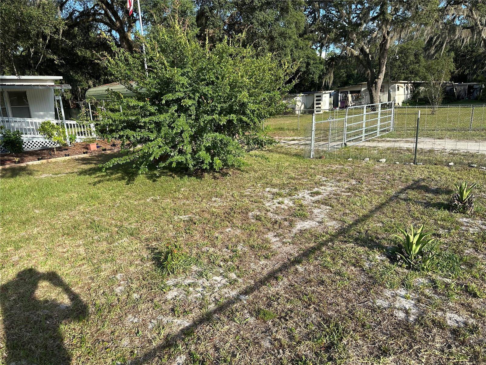 Fort Mc Coy, FL 32134,16461 NE 141ST AVE