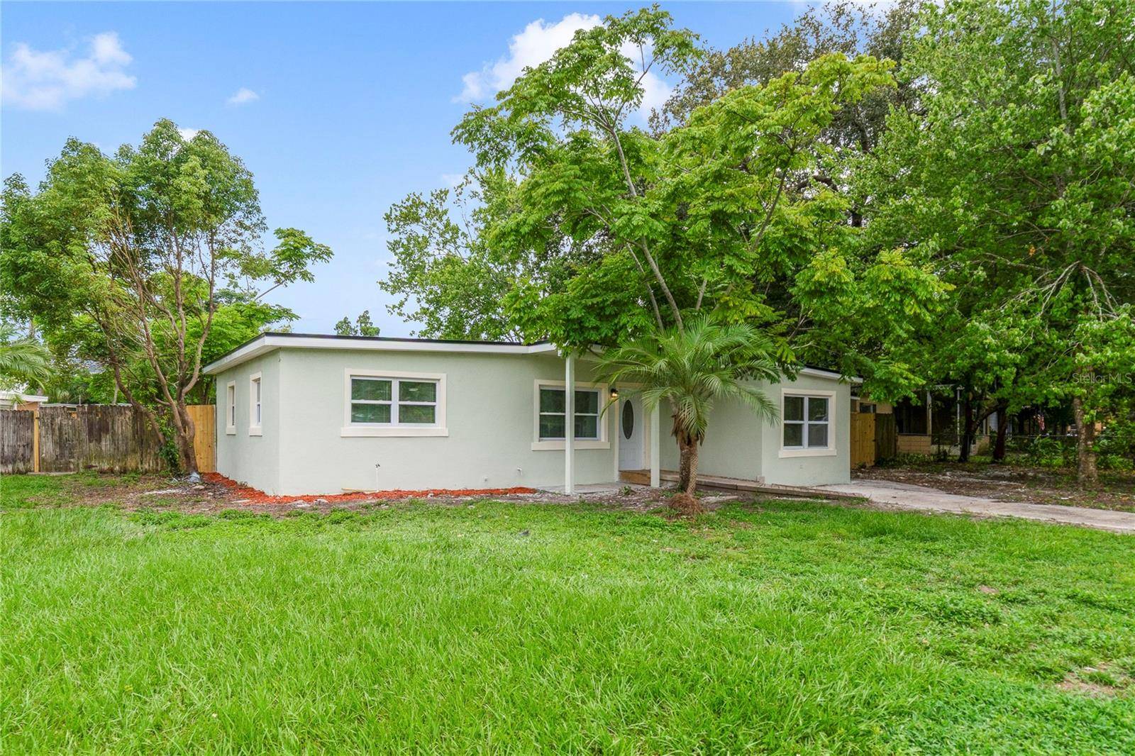 Sanford, FL 32771,147 COUNTRY CLUB DR