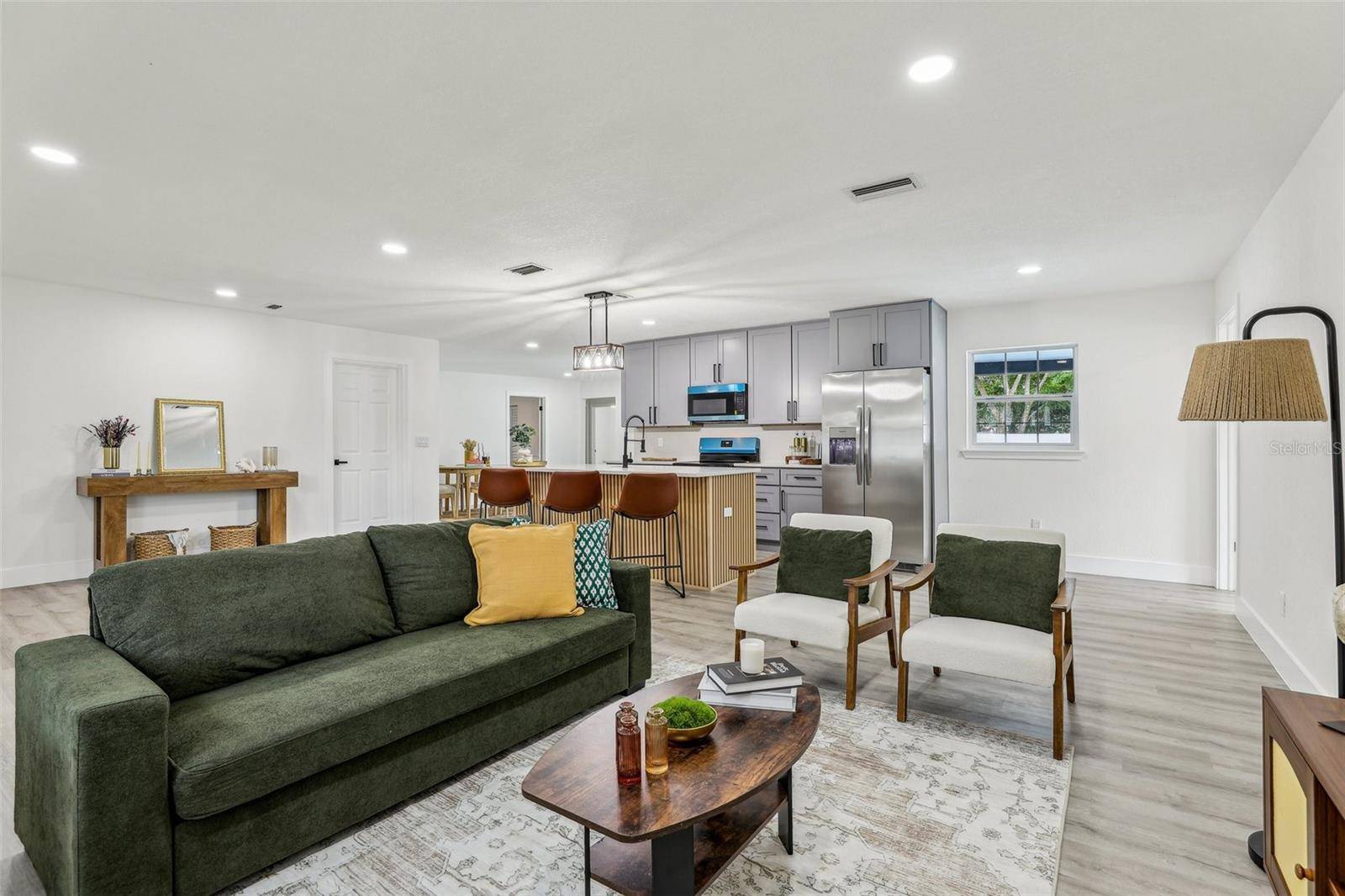 Orlando, FL 32807,7124 TURQUOISE LN