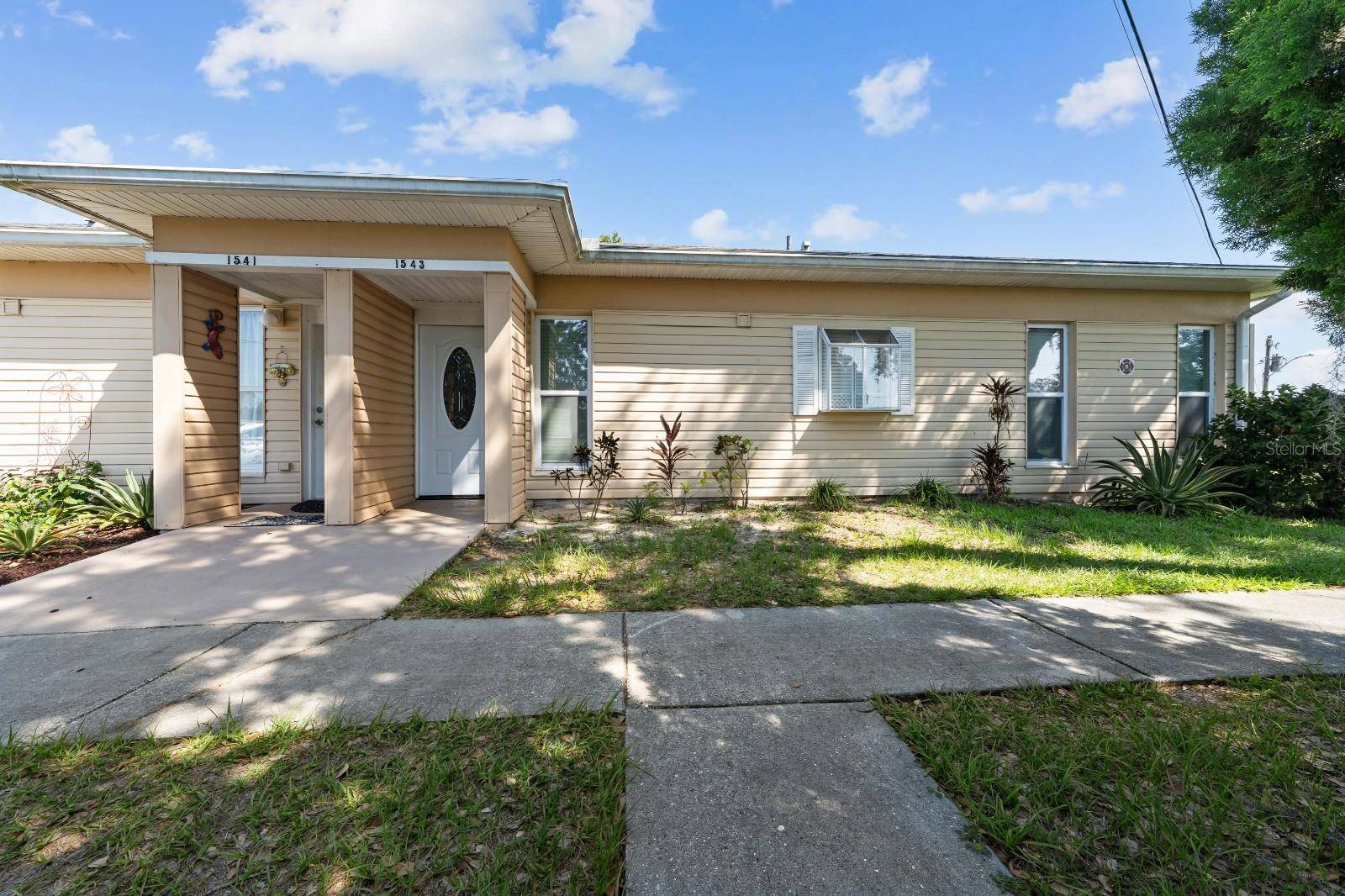 Lakeshore, FL 33854,1543 CLUB CIR