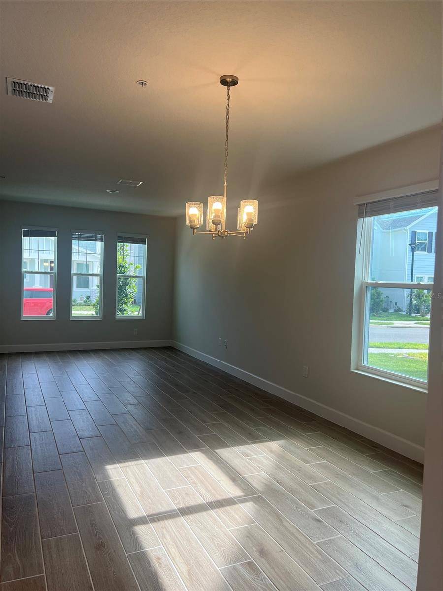 Debary, FL 32713,446 SCOTSMANS PL
