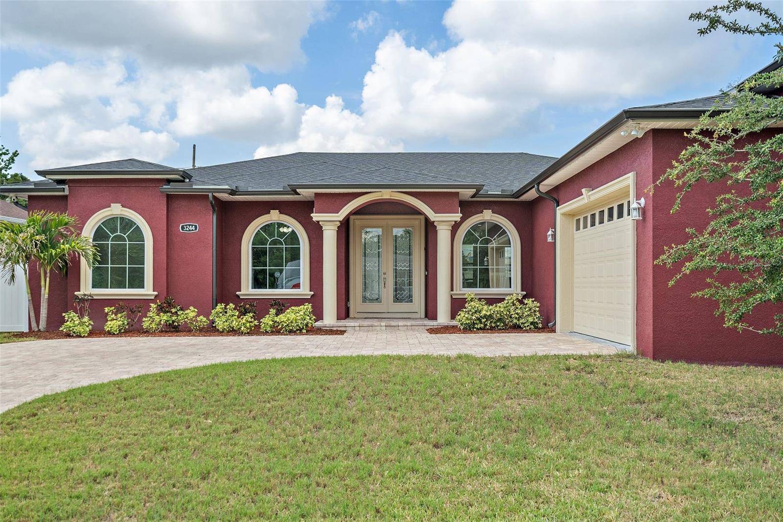 St Petersburg, FL 33714,3244 55TH AVE N