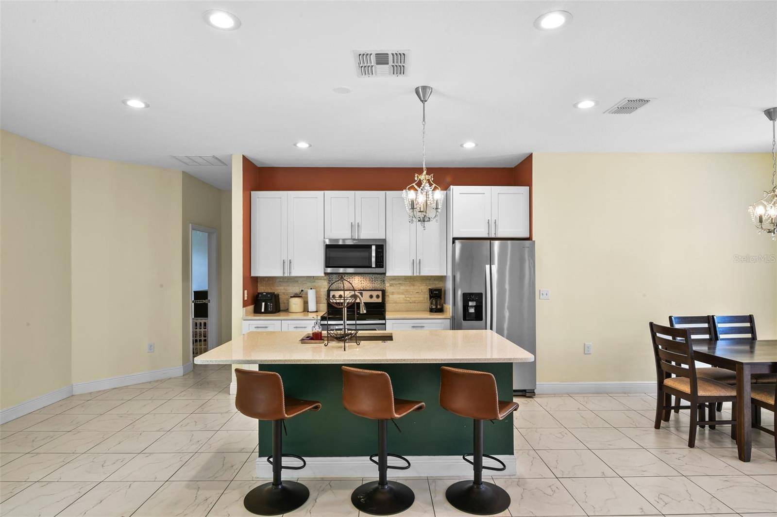 Deltona, FL 32738,2626 COACHMAN DR