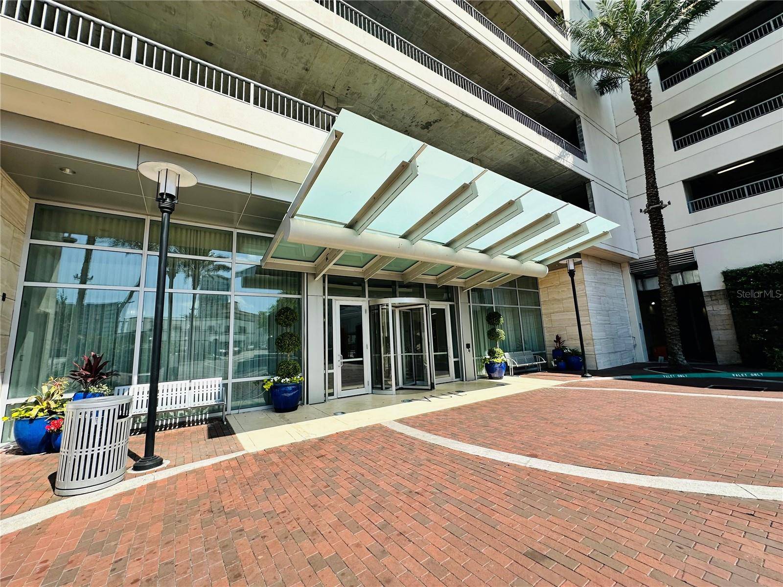 Orlando, FL 32801,150 E ROBINSON ST #1910