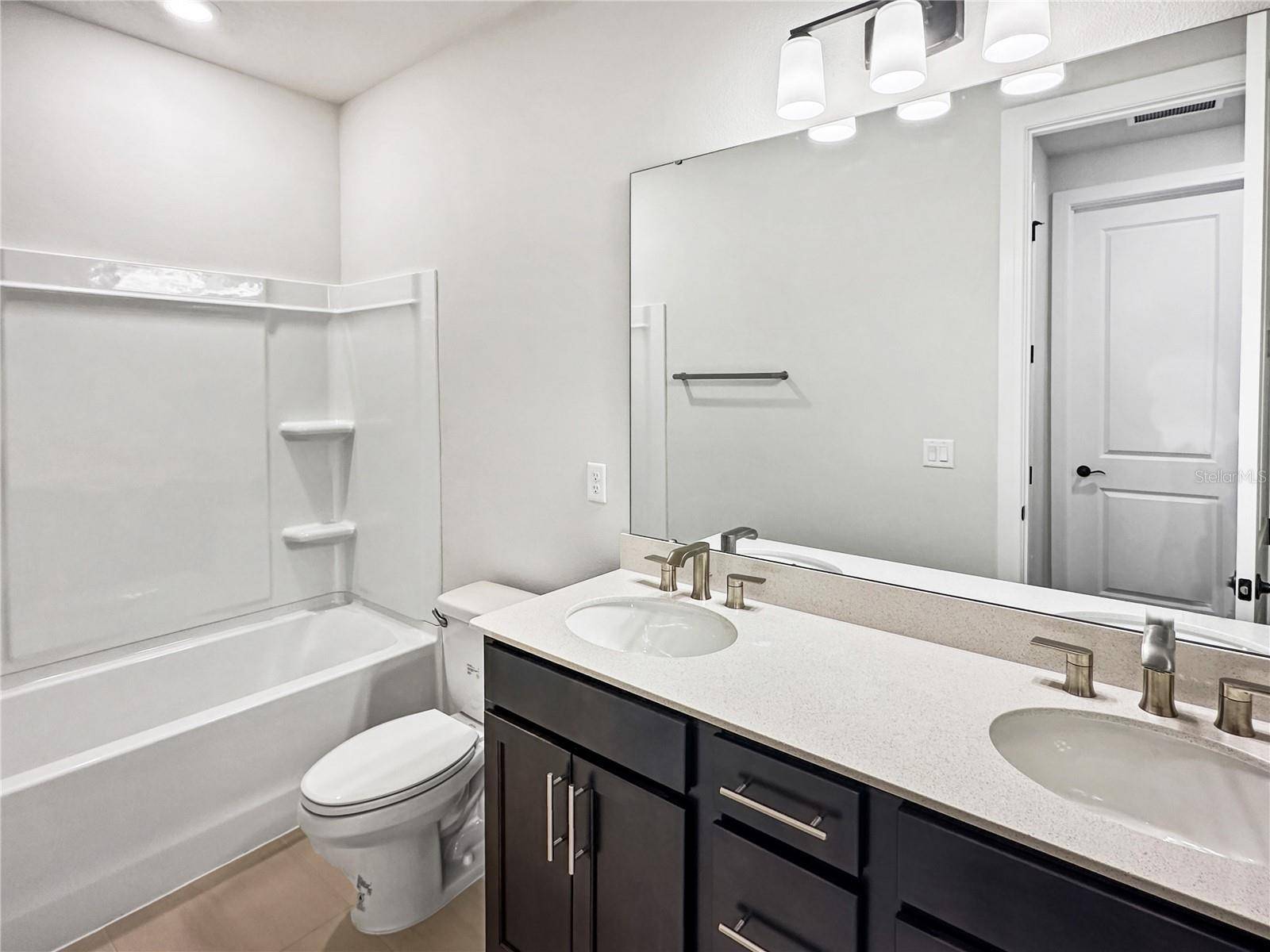 Montverde, FL 34756,15209 WILLOW RIDGE DR