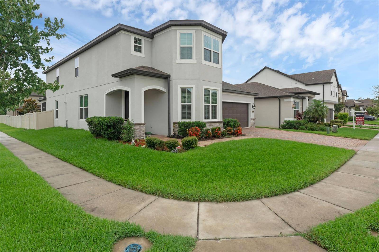 Orlando, FL 32825,10078 HAMPSHIRE OAKS DR