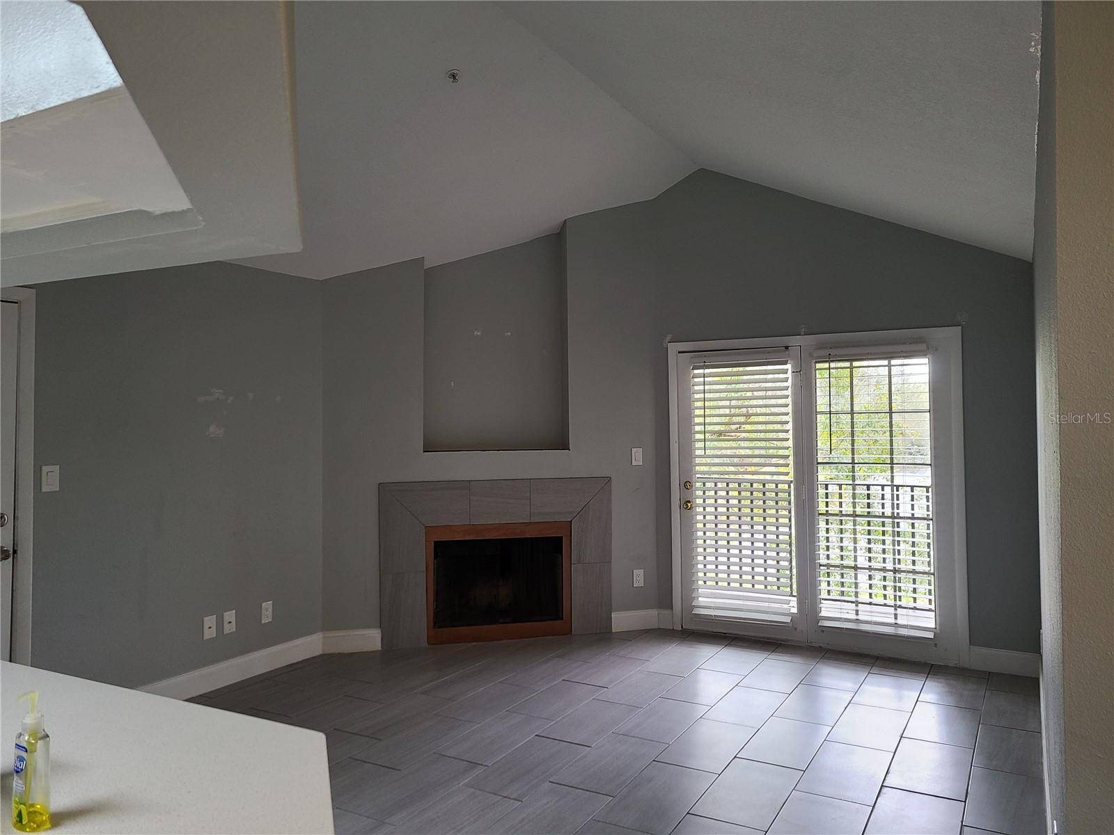 Altamonte Springs, FL 32714,234 AFTON SQ #305