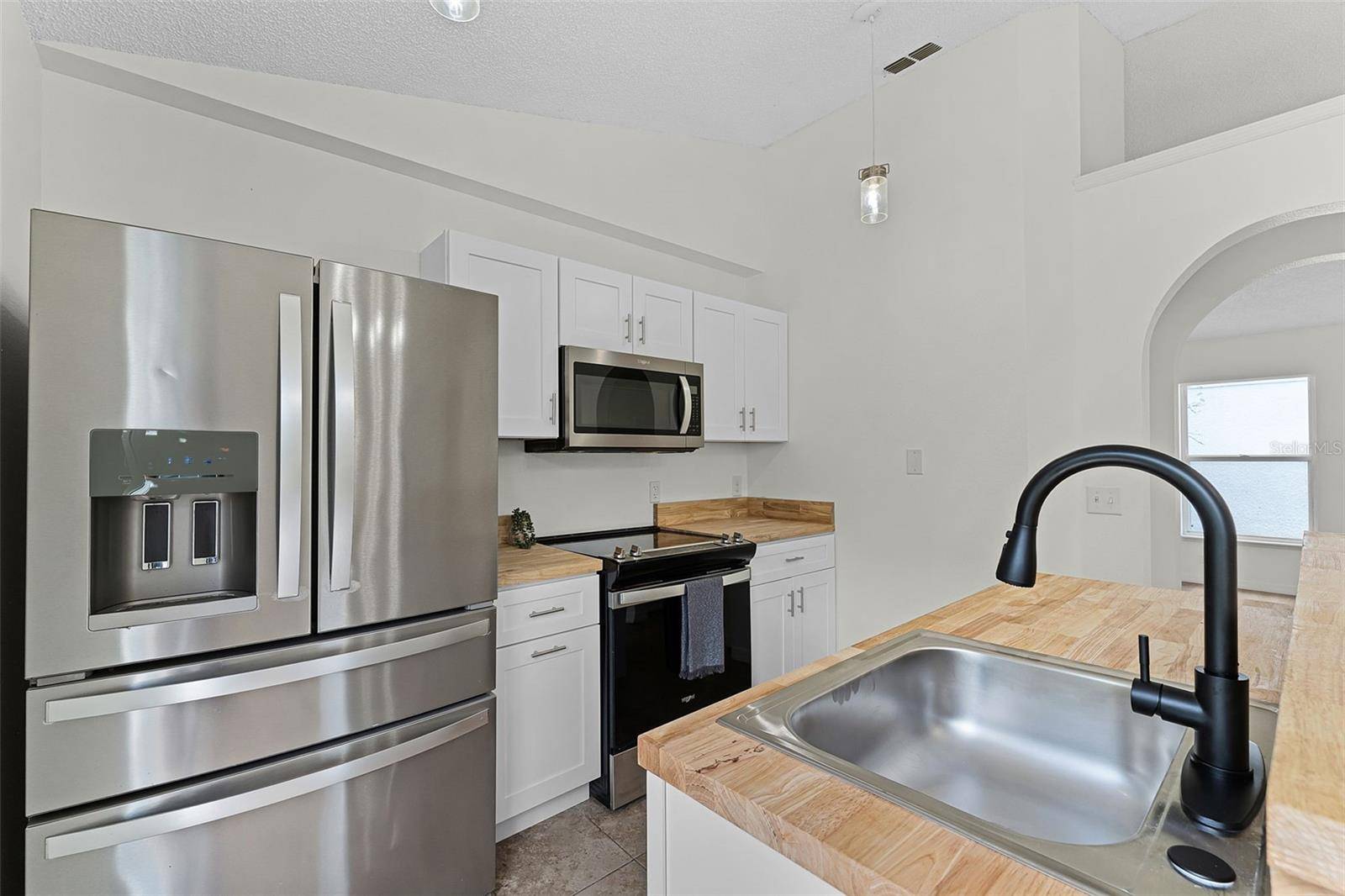 Sanford, FL 32773,103 GLEASON CV