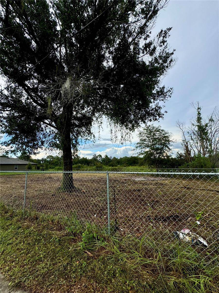 Deltona, FL 32738,2713 NEWMARK DR