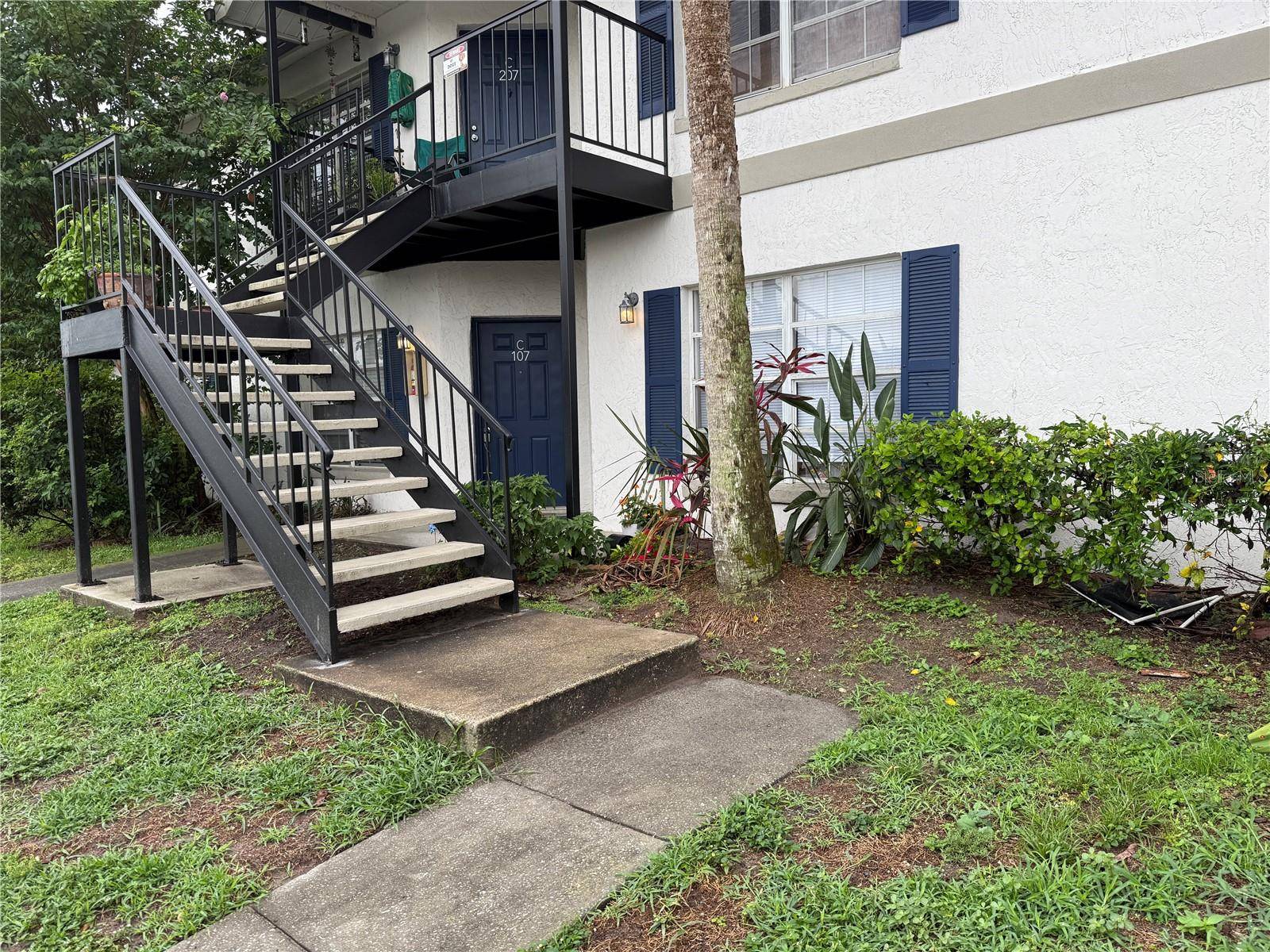Winter Park, FL 32792,3651 N GOLDENROD RD #107
