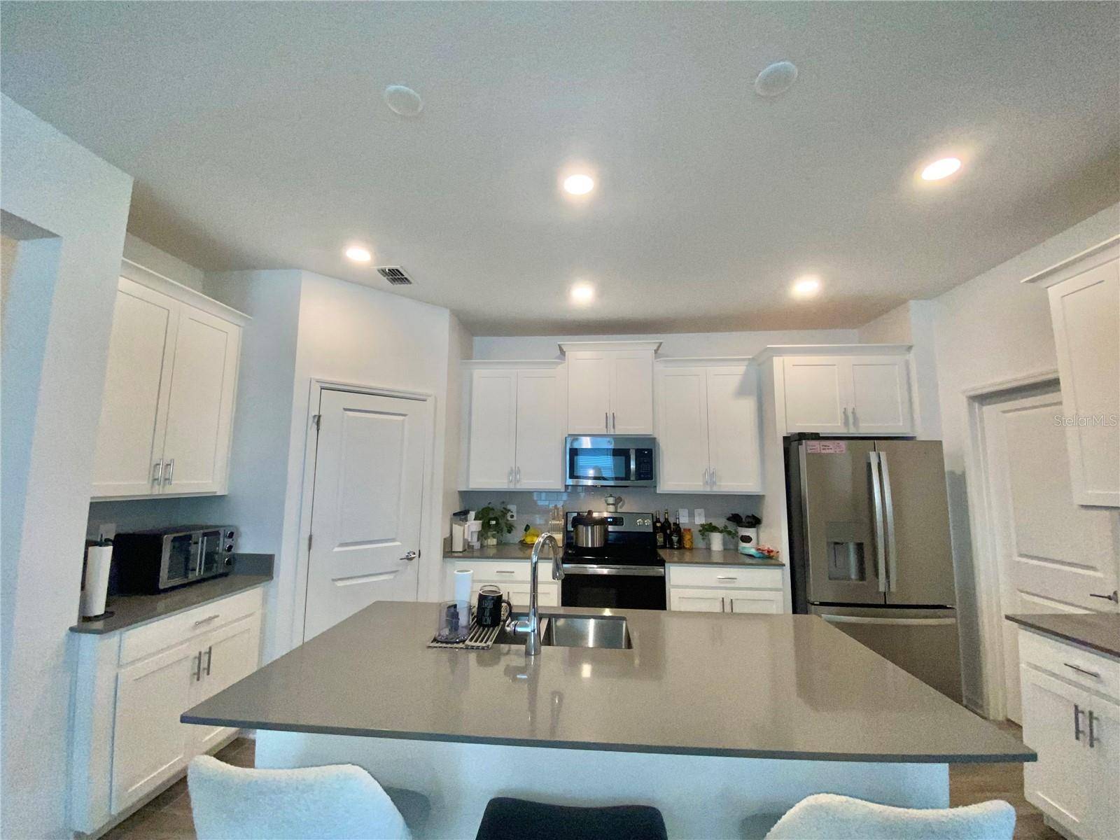 St Cloud, FL 34771,6464 NEEDLE WAY